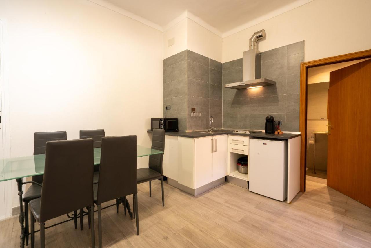 קולוניה סנט ג'ורדי Apartamentos Estanques מראה חיצוני תמונה