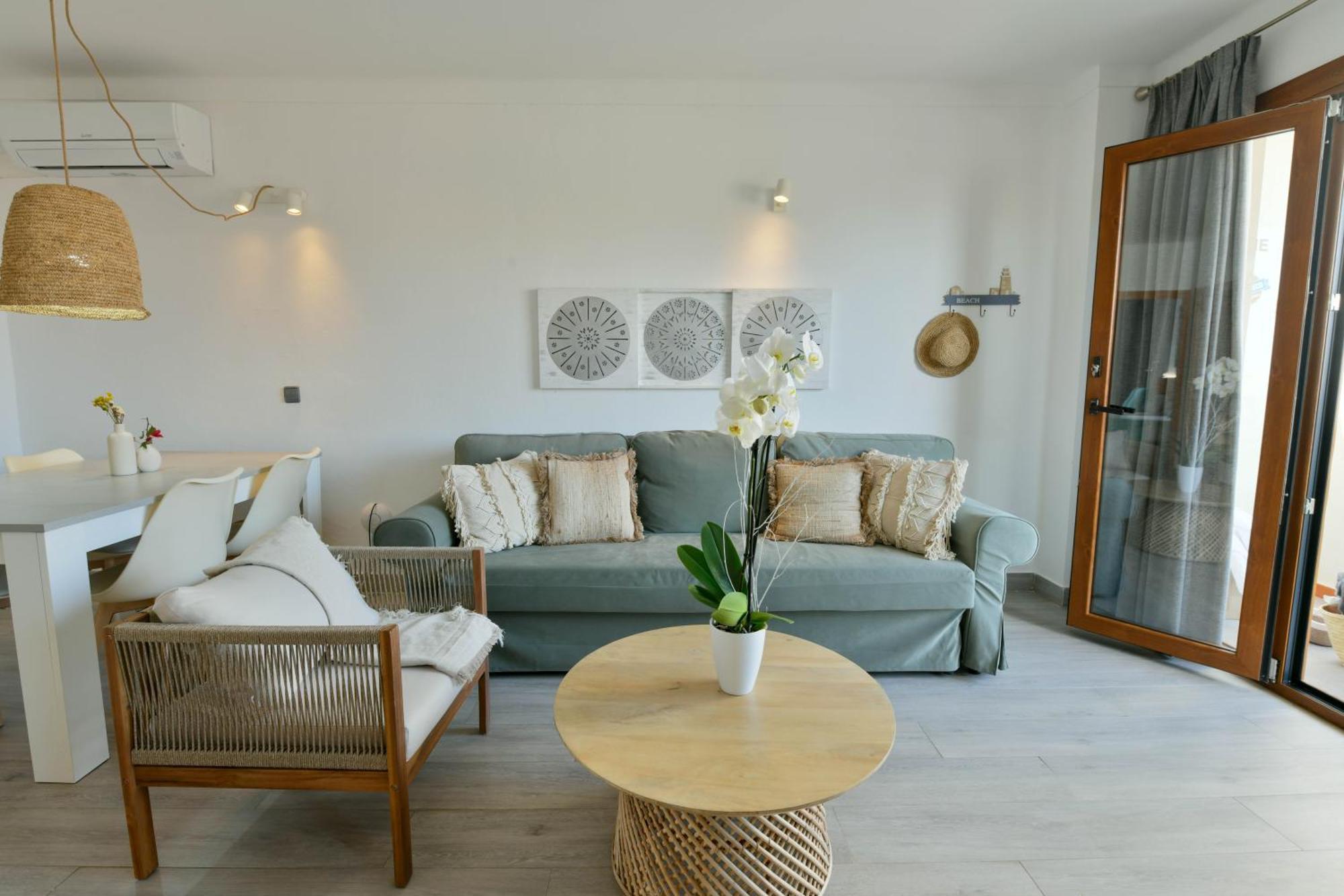 קולוניה סנט ג'ורדי Apartamentos Estanques מראה חיצוני תמונה