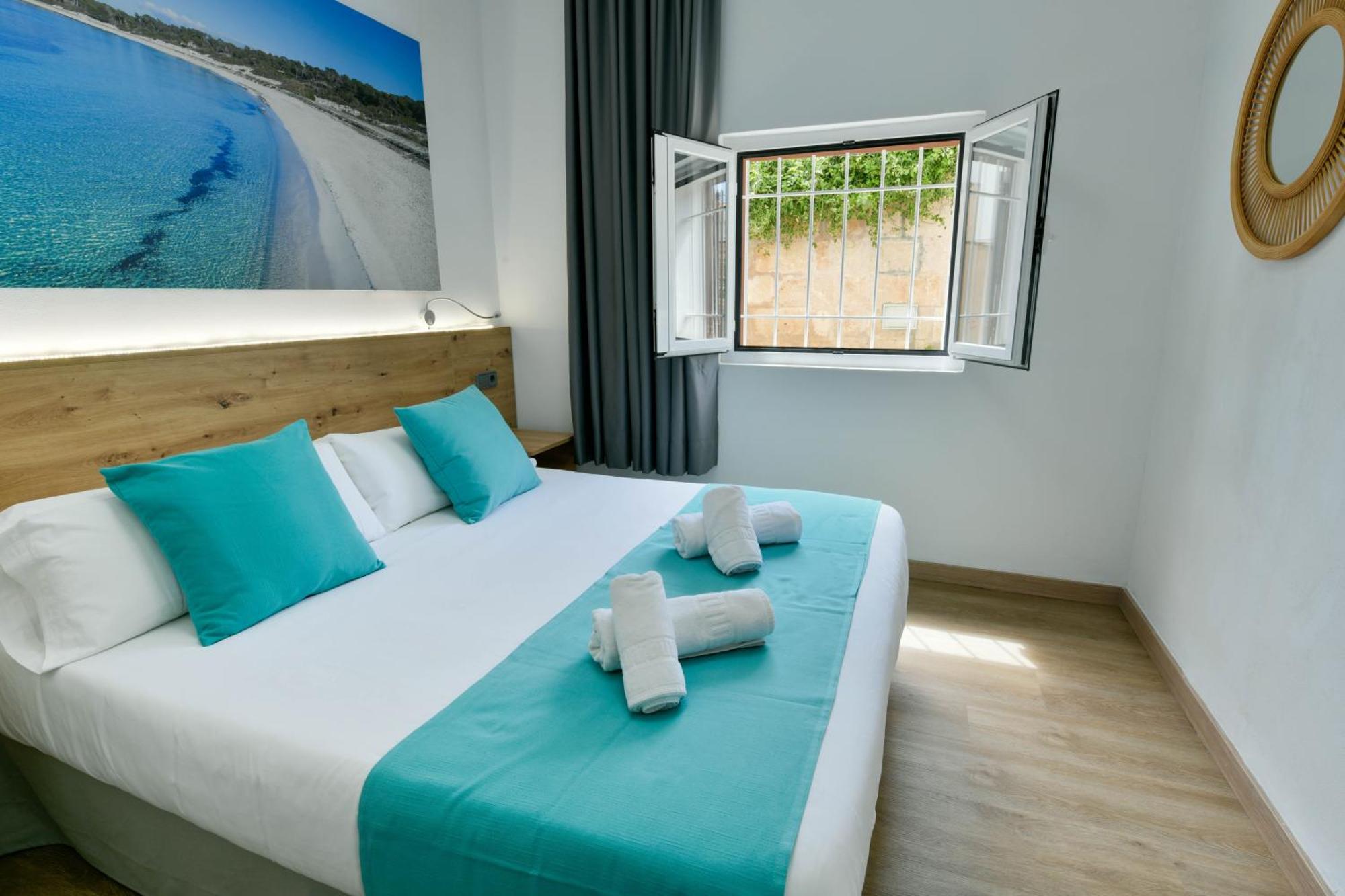 קולוניה סנט ג'ורדי Apartamentos Estanques מראה חיצוני תמונה