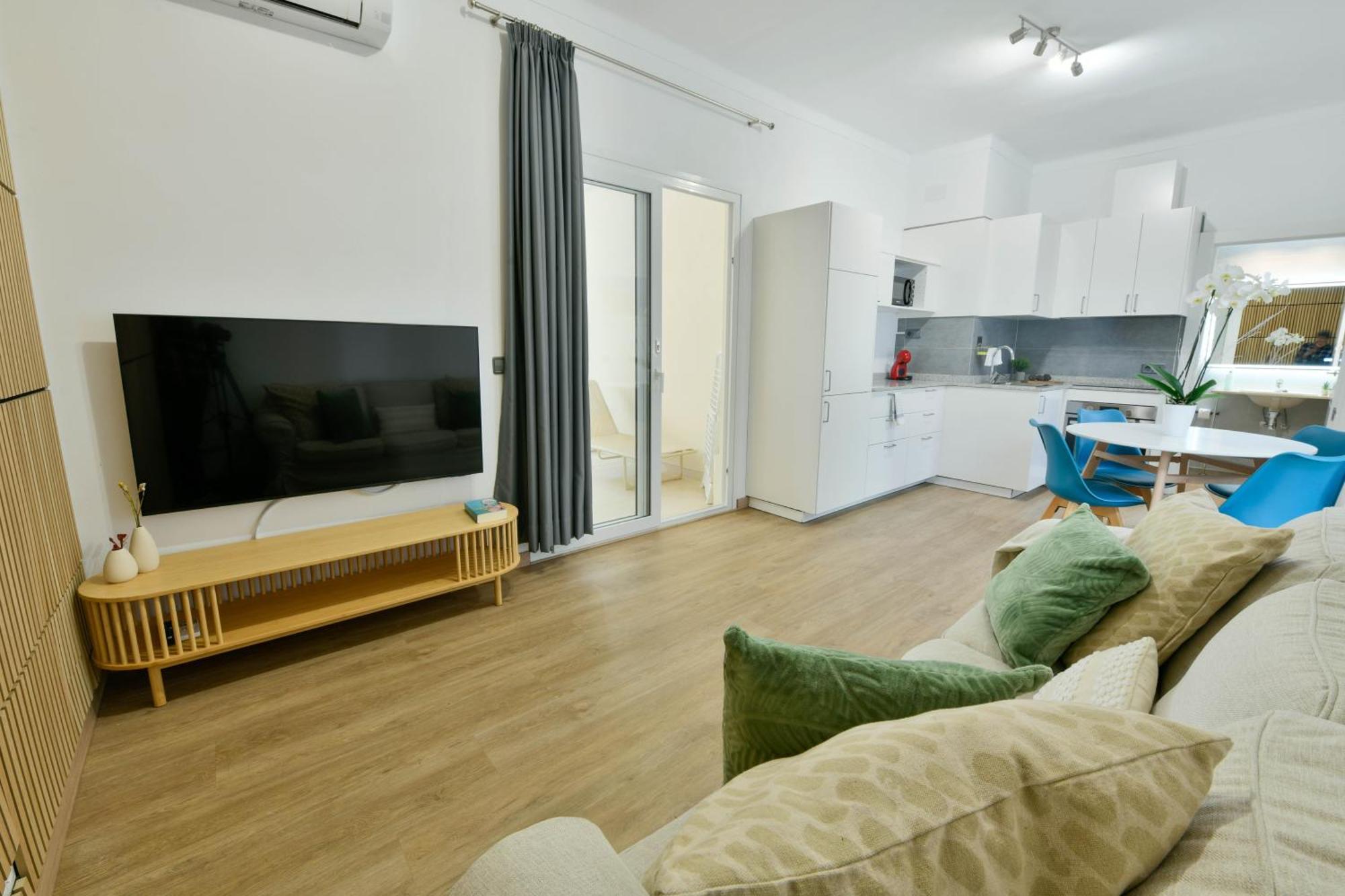 קולוניה סנט ג'ורדי Apartamentos Estanques מראה חיצוני תמונה